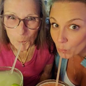 Meet your Posher, Jeanne